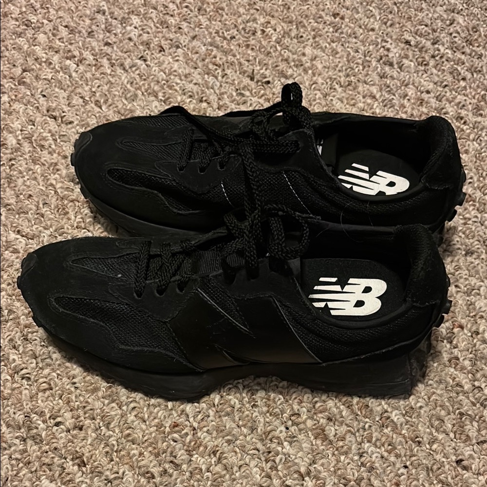 New Balance 327 All Black